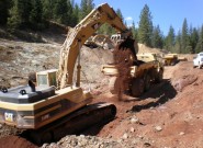 EXCAVATOR 104,000 Lbs. 345