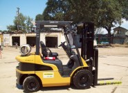 FORKLIFT 5,000 LB Warehouse